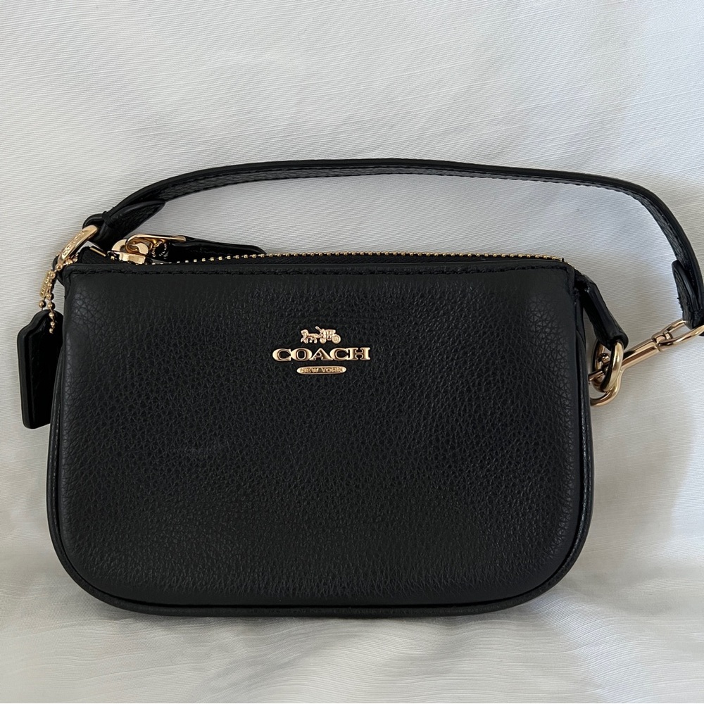 Coach Nolita 15